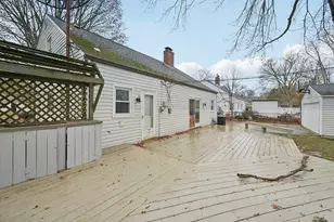 218 Darbyhurst Rd, Columbus, OH 43228 - Photo 5