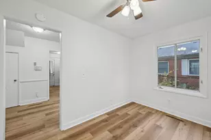 218 Darbyhurst Rd, Columbus, OH 43228 - Photo 9