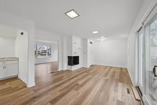 218 Darbyhurst Rd, Columbus, OH 43228 - Photo 13