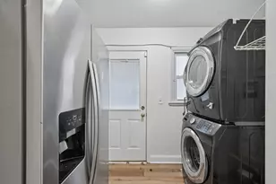 218 Darbyhurst Rd, Columbus, OH 43228 - Photo 19