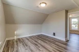 360 E Central Ave, Delaware, OH 43015 - Photo 29