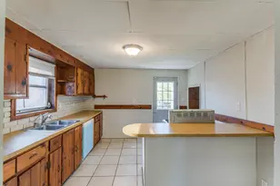 360 E Central Ave, Delaware, OH 43015 - Photo 17