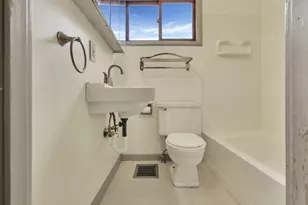 52 N 24th St, Newark, OH 43055 - Photo 15