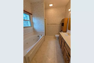 6 Fairway Drive, Mount Vernon, OH 43050 - Photo 11