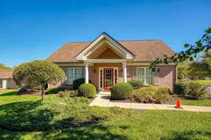 1948 S Farmbrook Creek S, Grove City, OH 43123 - Photo 35