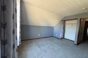 3991 Graves Dr, Obetz, OH 43207 - Photo 11