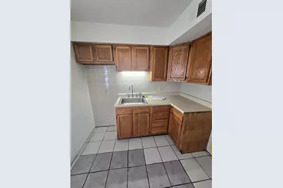 497 E Oakland Avenue, Columbus, OH 43202 - Photo 5