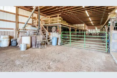 5700 Old Coopermill Road, Zanesville, OH 43701 - Photo 69