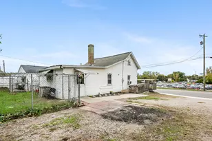 551 E Main St, Circleville, OH 43113 - Photo 25