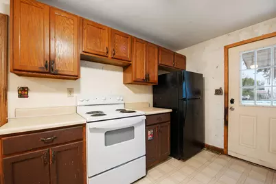 551 E Main Street, Circleville, OH 43113 - Photo 5