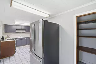 2081 Radnor Ave, Columbus, OH 43224 - Photo 17