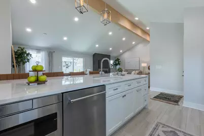 3015 Welsford Road, Columbus, OH 43221 - Photo 7