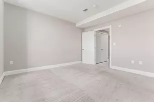 50 W Broad St, Columbus, OH 43215 - Photo 17