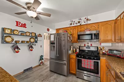 1070 Chenonceaux Drive, Marion, OH 43302 - Photo 5