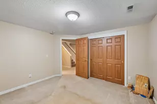 370 Little Creek Dr, Delaware, OH 43015 - Photo 33