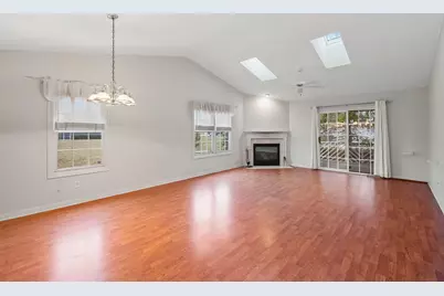 370 Little Creek Drive, Delaware, OH 43015 - Photo 9