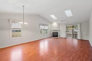 370 Little Creek Dr, Delaware, OH 43015 - Photo 9