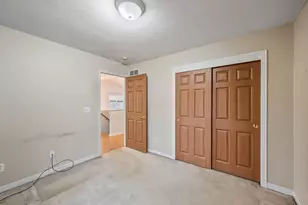 370 Little Creek Dr, Delaware, OH 43015 - Photo 27