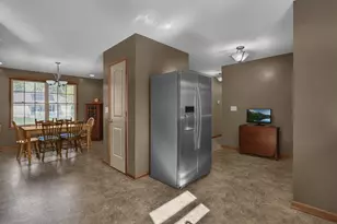 126 Wilder St, Delaware, OH 43015 - Photo 9