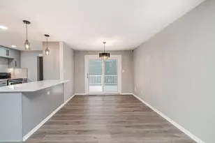 2503 Hingham Ln, Columbus, OH 43224 - Photo 11