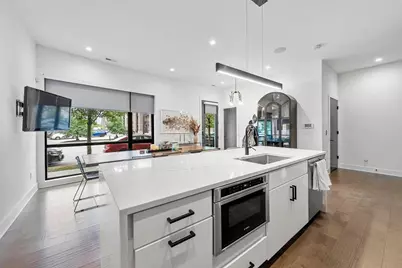 236 Neruda Avenue #16, Columbus, OH 43215 - Photo 11