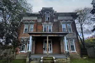 325 Cherry St, Washington Court House, OH 43160 - Photo 1