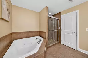 302 Zander Ln, Columbus, OH 43230 - Photo 21