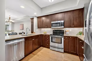 302 Zander Ln, Columbus, OH 43230 - Photo 13