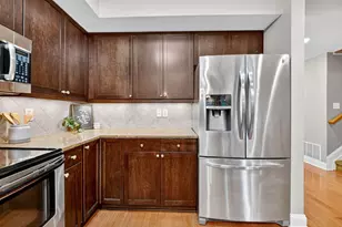 302 Zander Ln, Columbus, OH 43230 - Photo 15