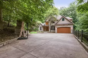 256 Pinehurst Dr, Granville, OH 43023 - Photo 1