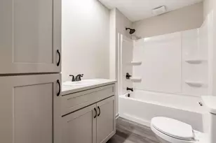 7115 E Pike, Zanesville, OH 43701 - Photo 15