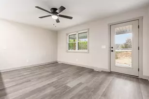 7115 E Pike, Zanesville, OH 43701 - Photo 3