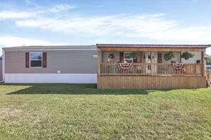 107 Greenbriar Ln W, Hebron, OH 43025 - Photo 3