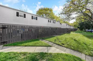 2292 Laurelwood Dr, Columbus, OH 43229 - Photo 33