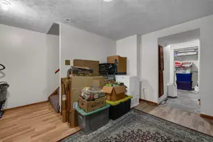 2292 Laurelwood Dr, Columbus, OH 43229 - Photo 23