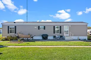 783 Ronnie Ln, Columbus, OH 43223 - Photo 1