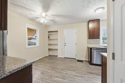 1033 E 22nd Avenue, Columbus, OH 43211 - Photo 9