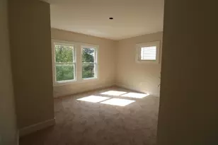 1074 E 15th Ave, Columbus, OH 43211 - Photo 9