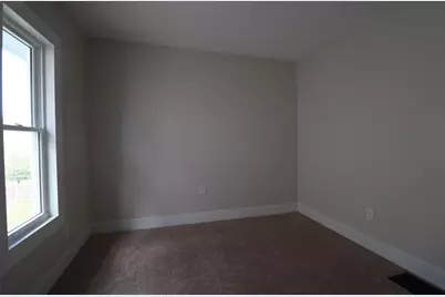 1074 E 15th Avenue, Columbus, OH 43211 - Photo 5