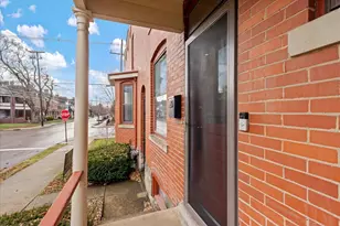 915 Dennison Ave, Columbus, OH 43201 - Photo 3