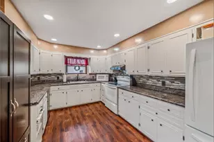 400 Forest Lawn Blvd, Marion, OH 43302 - Photo 9