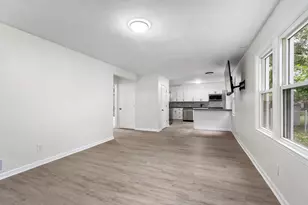 569 Chase Rd, Columbus, OH 43214 - Photo 5