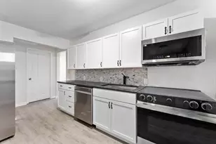 569 Chase Rd, Columbus, OH 43214 - Photo 7