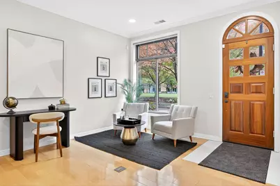 250 Daniel Burnham Square #TH253, Columbus, OH 43215 - Photo 5
