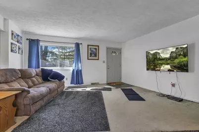 4464 Reynolds Road, Centerburg, OH 43011 - Photo 7