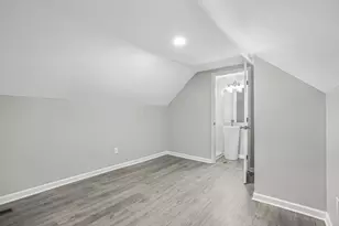 2453 McGuffey Rd, Columbus, OH 43211 - Photo 29