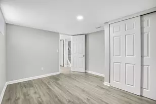 2453 McGuffey Rd, Columbus, OH 43211 - Photo 39