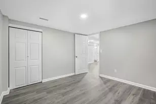 2453 McGuffey Rd, Columbus, OH 43211 - Photo 37