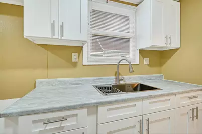 2166 Lexington Avenue, Columbus, OH 43211 - Photo 27