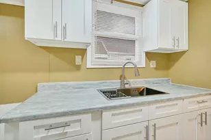 2166 Lexington Ave, Columbus, OH 43211 - Photo 27